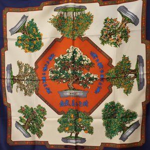 Hermes Carre 90 beautiful 100% Silk blue Scarf